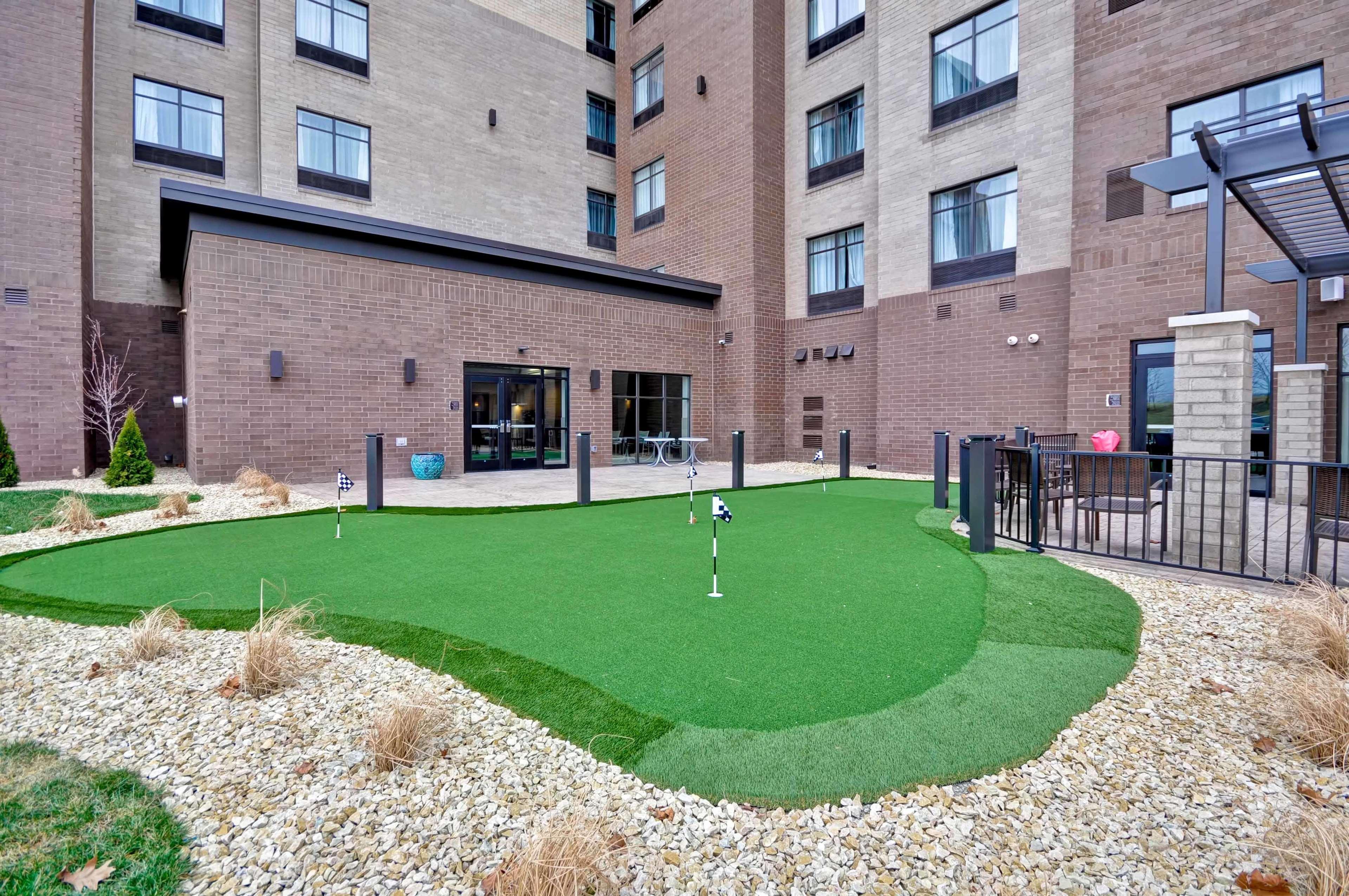 Homewood Suites By Hilton Cincinnati/Уэст-Честер Экстерьер фото