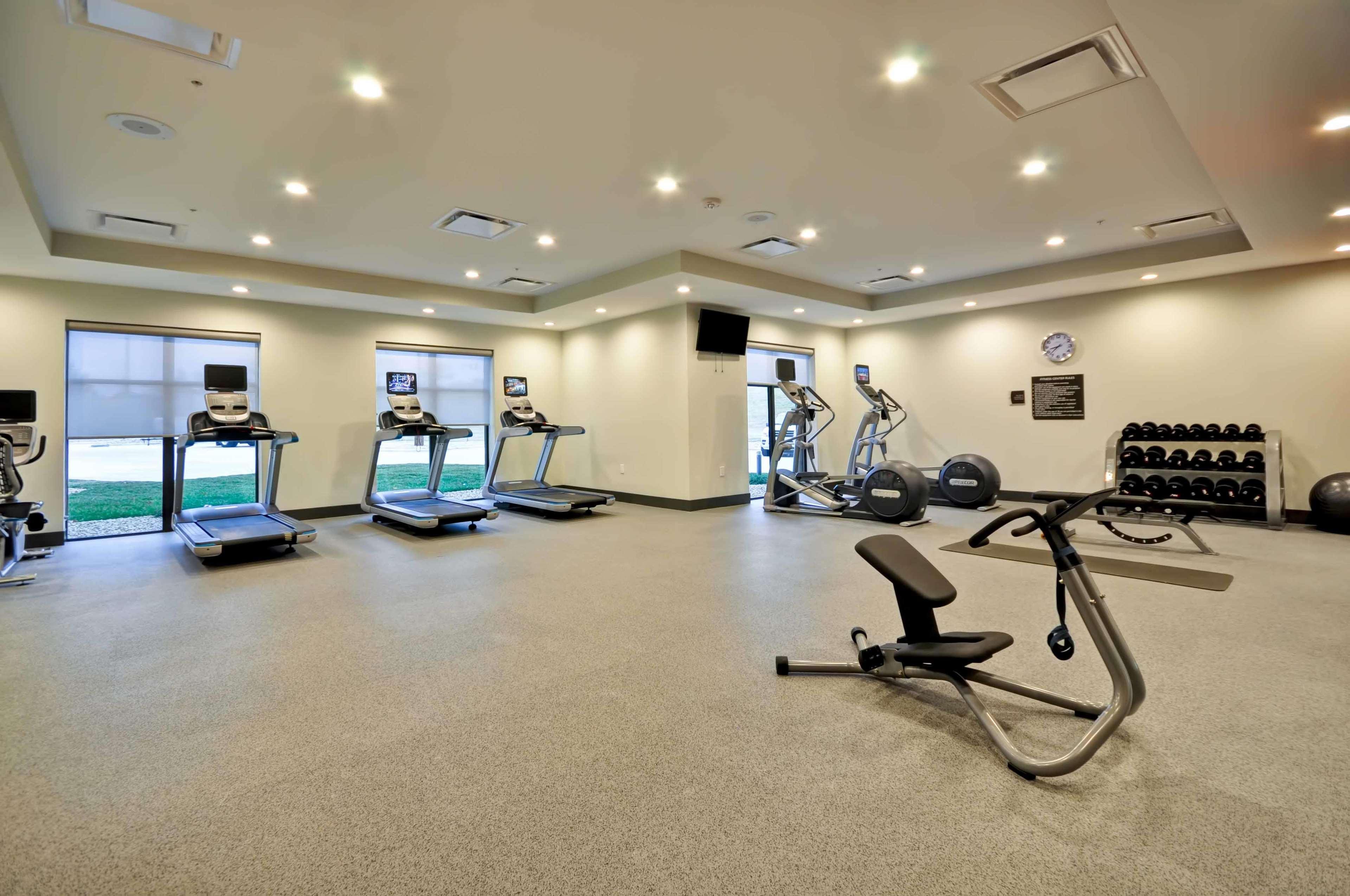 Homewood Suites By Hilton Cincinnati/Уэст-Честер Экстерьер фото