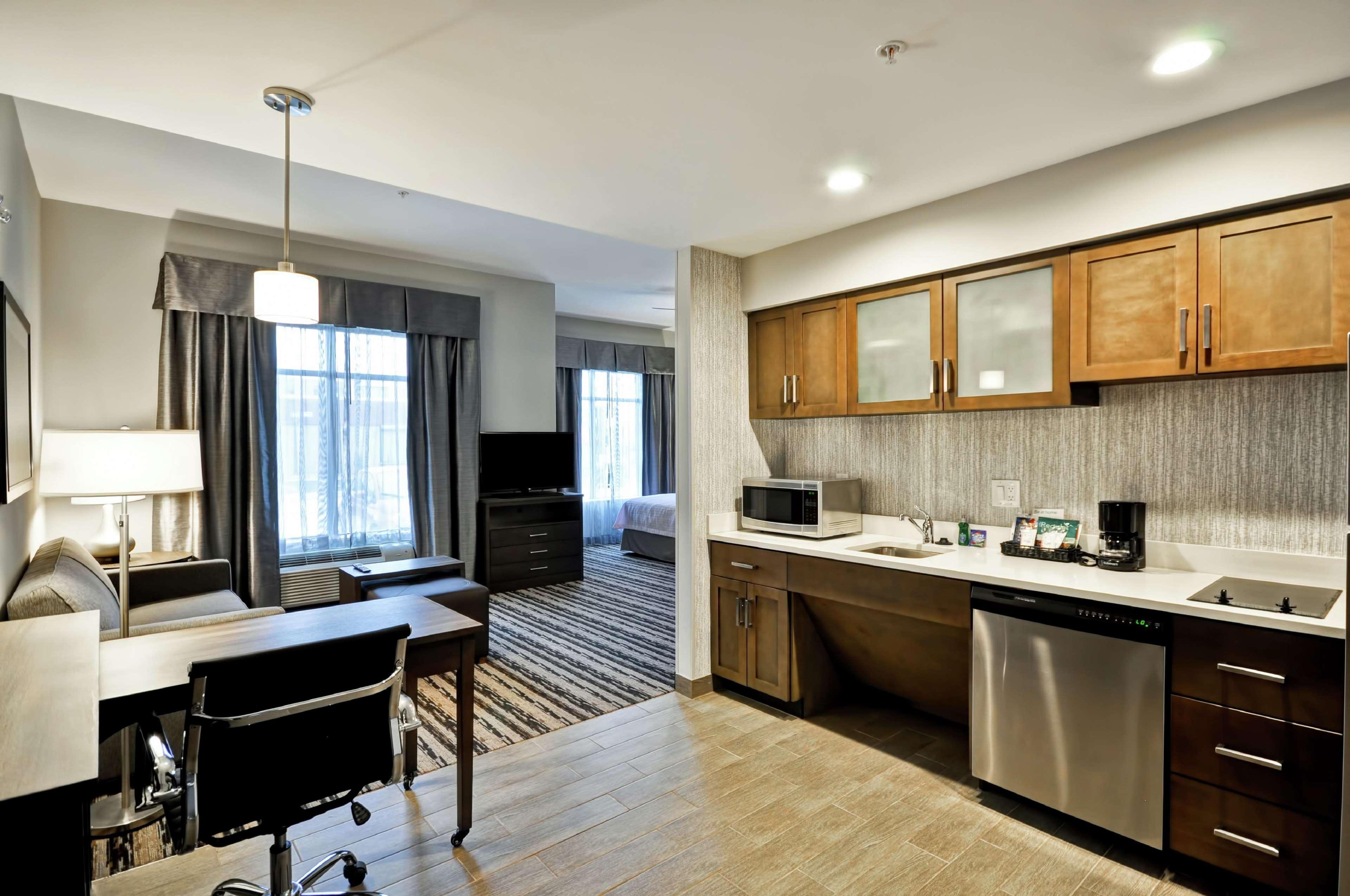 Homewood Suites By Hilton Cincinnati/Уэст-Честер Экстерьер фото