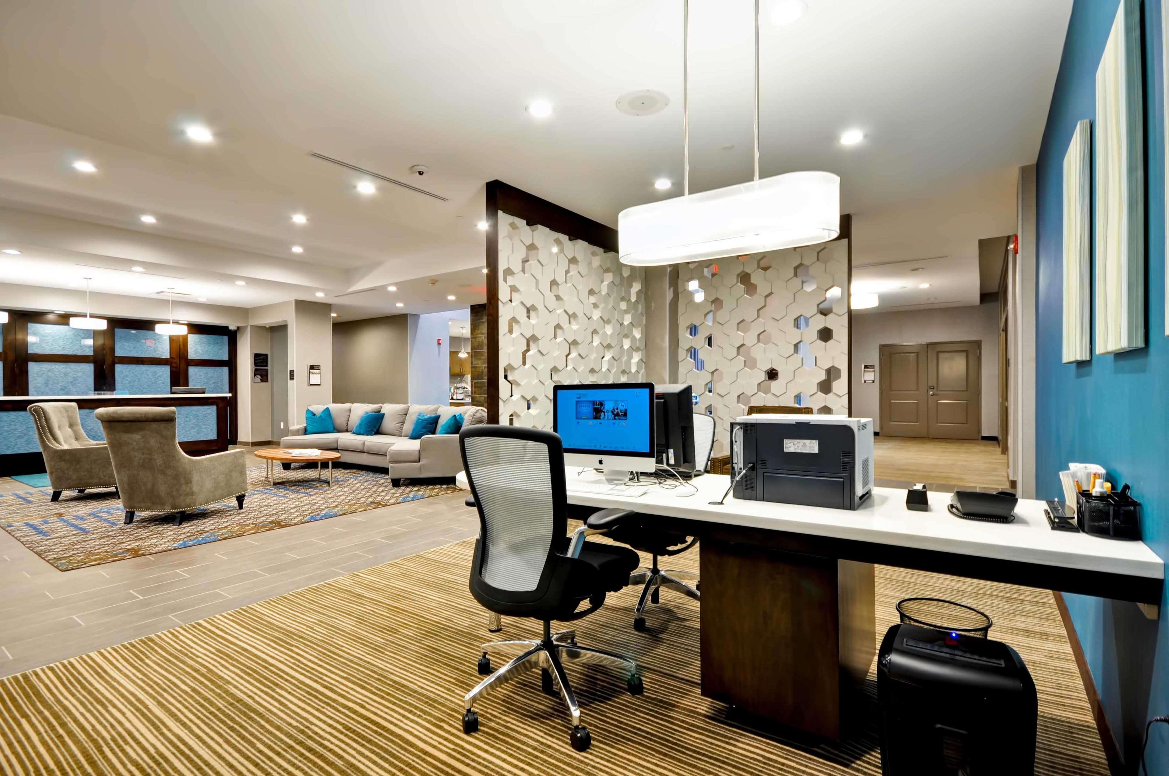 Homewood Suites By Hilton Cincinnati/Уэст-Честер Экстерьер фото