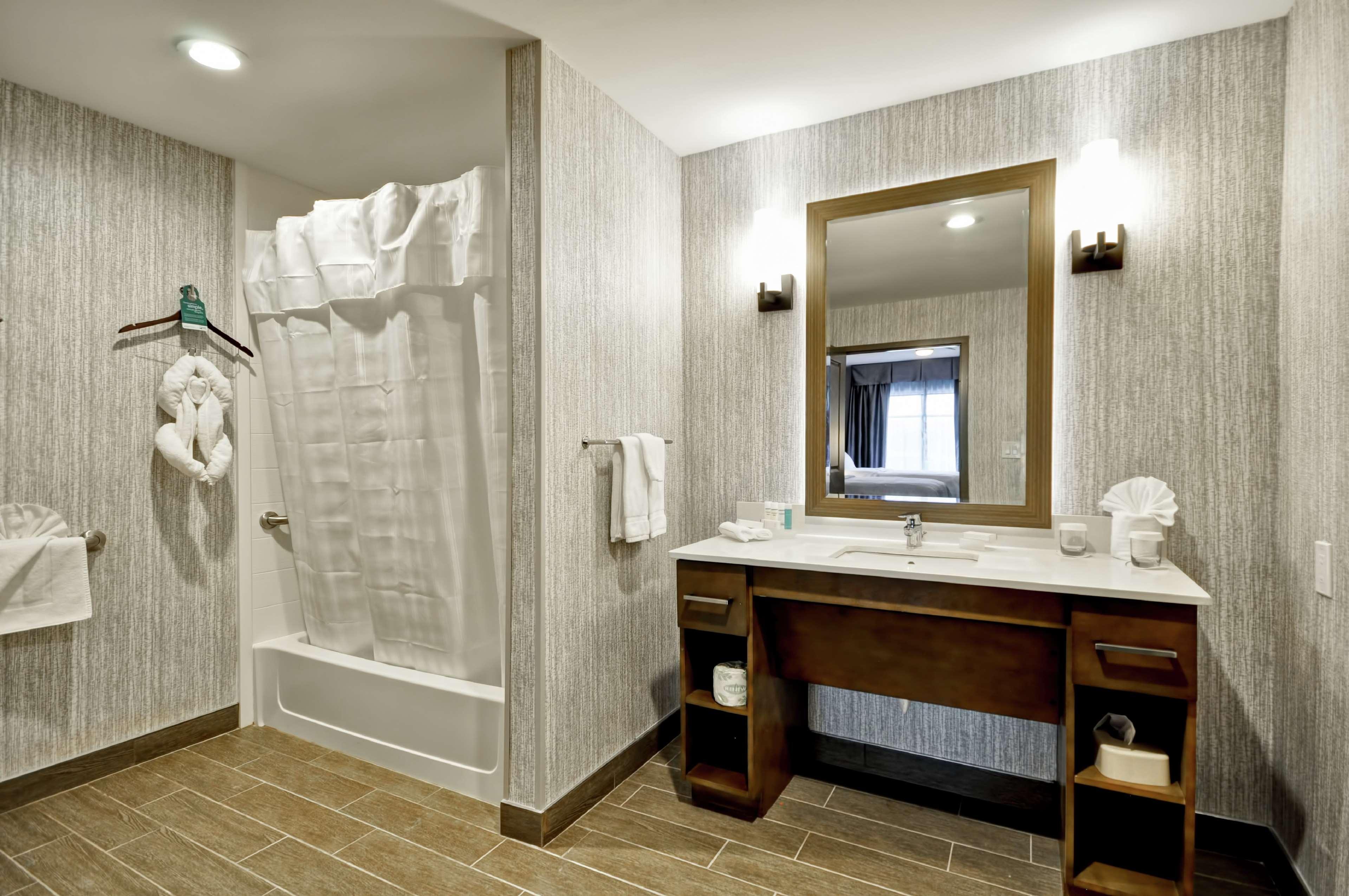 Homewood Suites By Hilton Cincinnati/Уэст-Честер Экстерьер фото