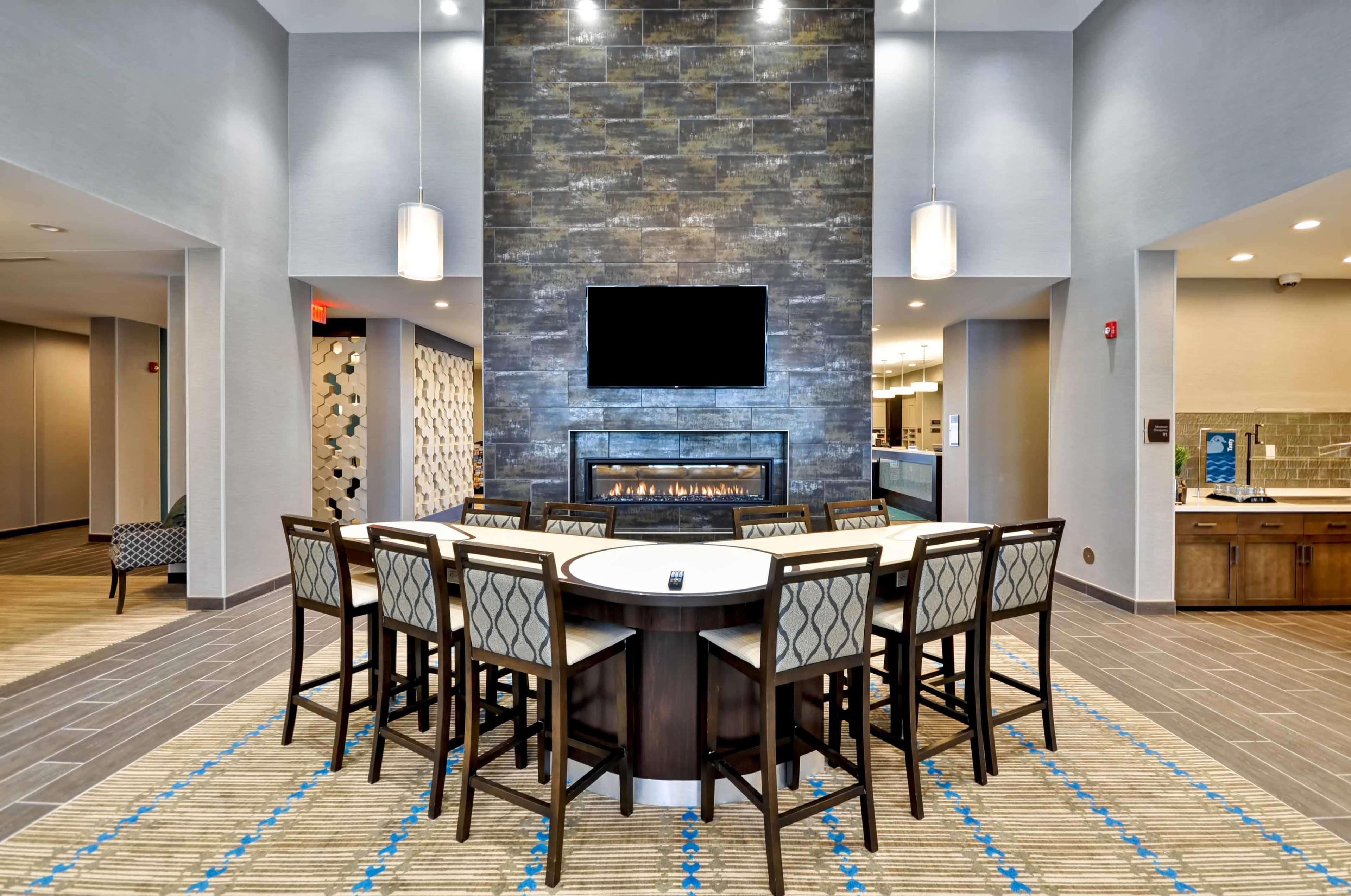Homewood Suites By Hilton Cincinnati/Уэст-Честер Экстерьер фото